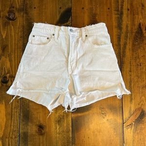 White Abercrombie & Fitch Curve Love Mom shorts